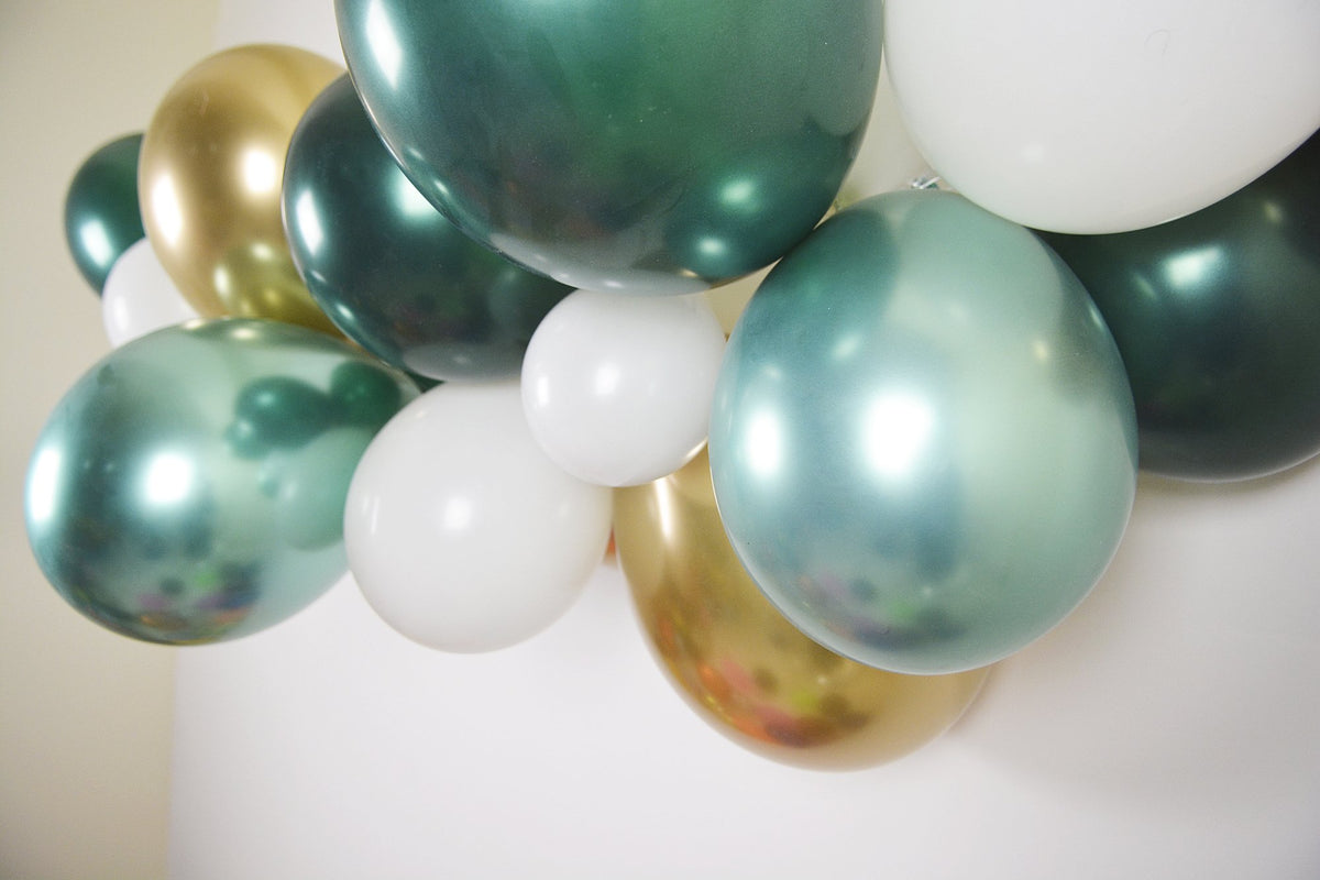 Eucalyptus Balloon Garland Kit