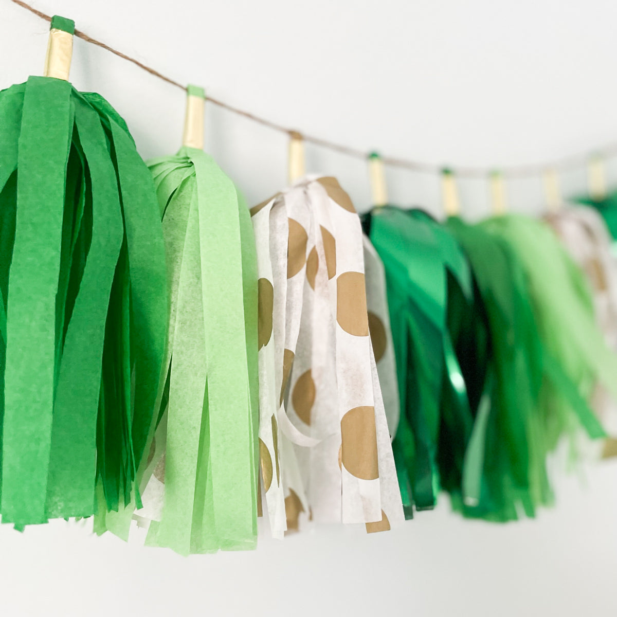 Lucky Green & Gold Coins High Chair Garland