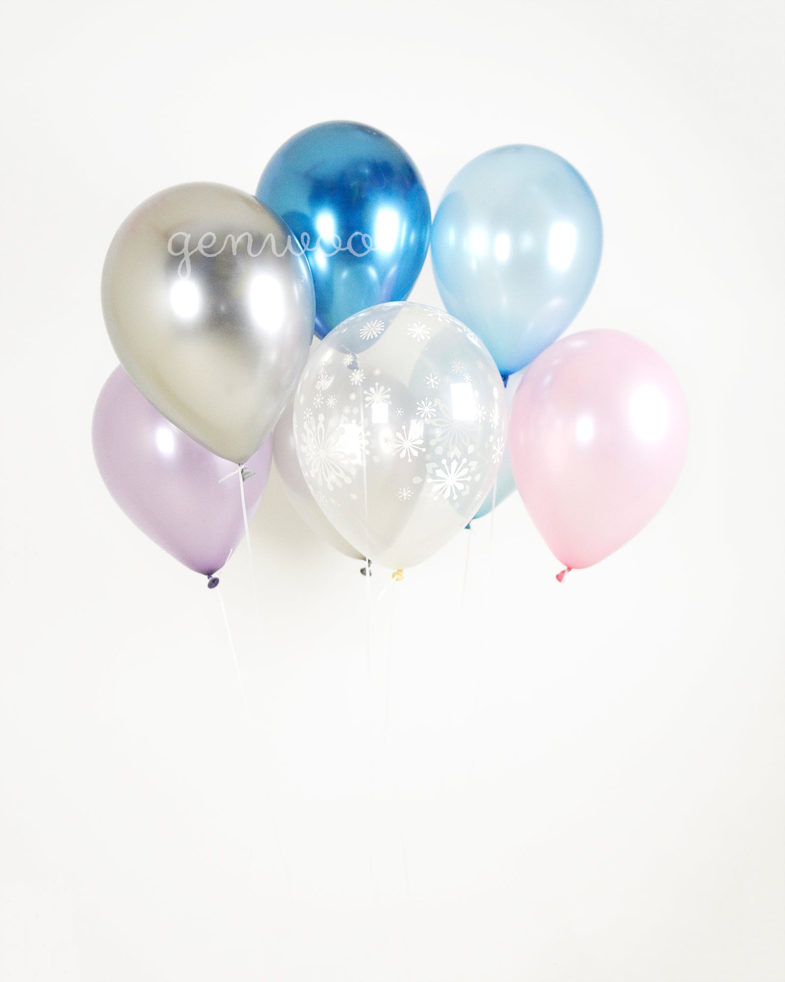 Winter Wonderland Balloon Bouquet