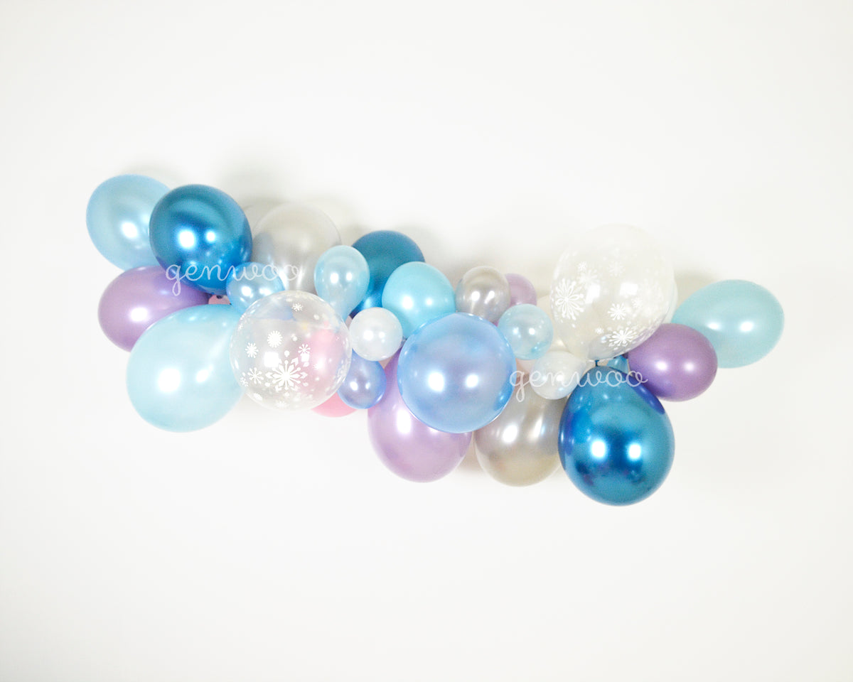 Winter Wonderland Balloon Garland Kit
